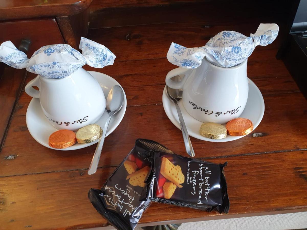The Star And Garter Hotel 林利斯戈 外观 照片