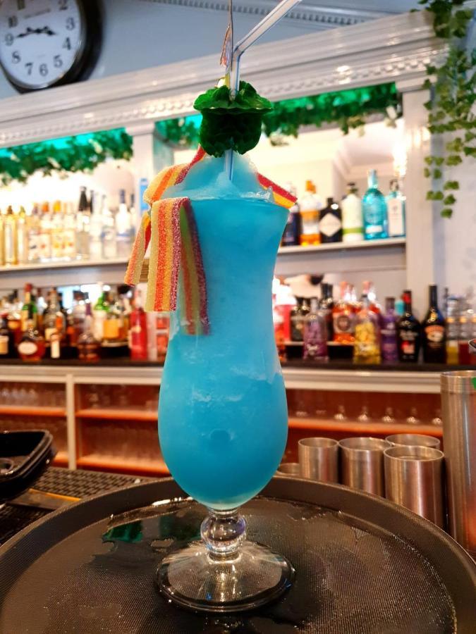 The Star And Garter Hotel 林利斯戈 外观 照片